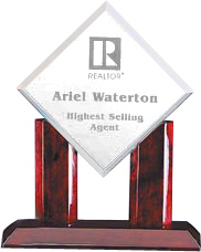 Glass Diamond on Rosewood Finish Framing [7.75 x 3 x 9.75 inch]