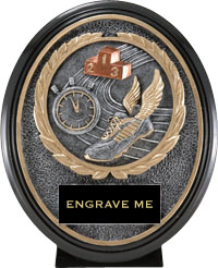 Track Oval Wreath Resin Trophy [6 x 5 inch]