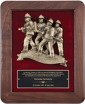 Tribute Plaque with 4 Firemen & Hose Casting